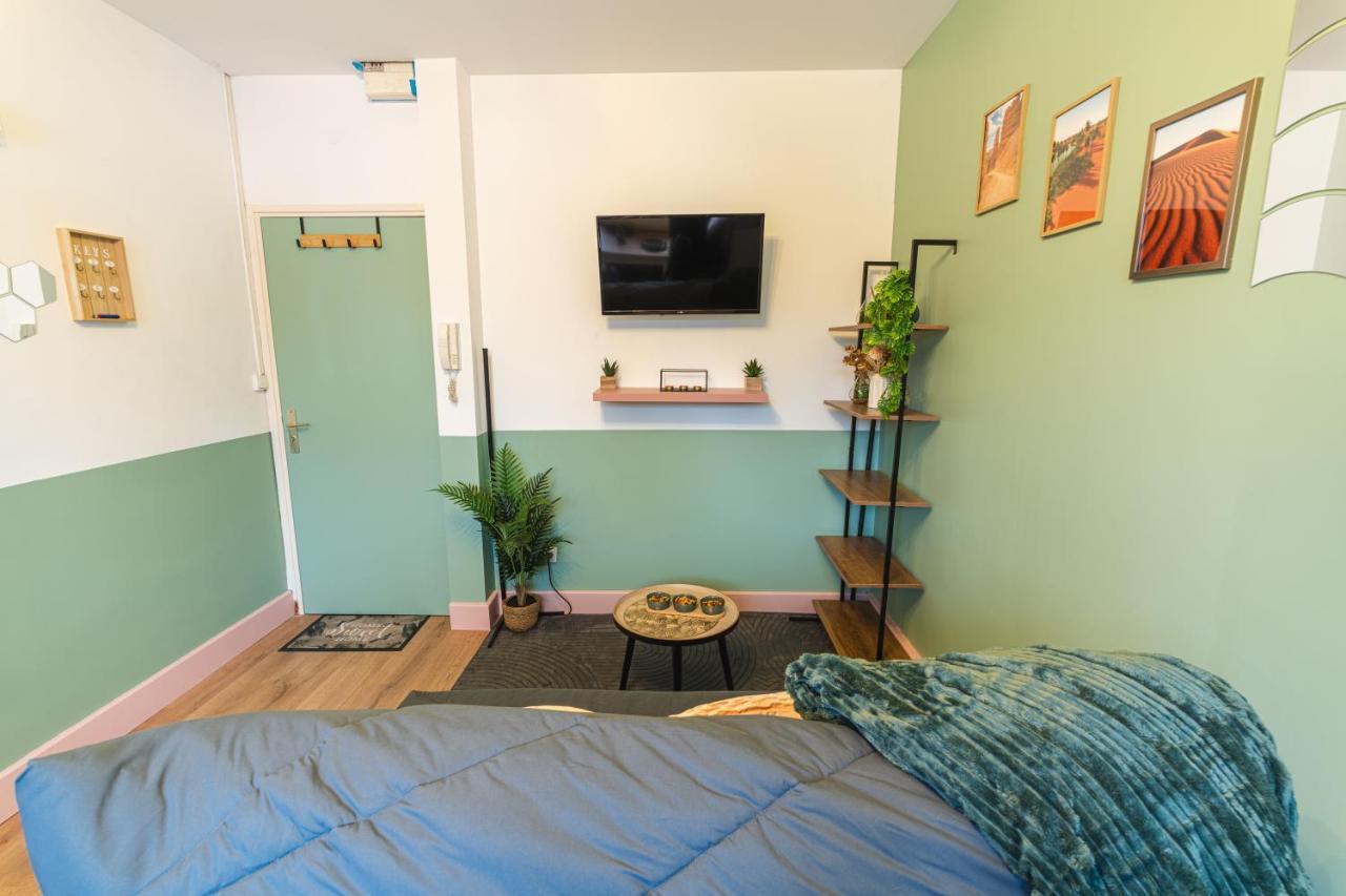 Le Refuge - Netflix I Wifi Haut Debit I Parking - Confort & Cosy Valenciennes Eksteriør bilde