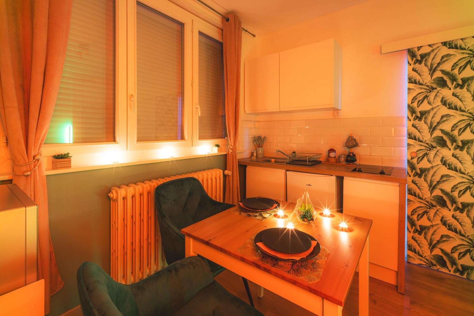 Le Refuge - Netflix I Wifi Haut Debit I Parking - Confort & Cosy Valenciennes Eksteriør bilde
